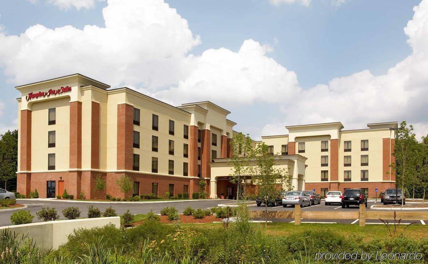 Hampton Inn & Suites Providence / Smithfield Exterior photo